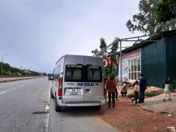 Dùng bằng lái không đúng hạng, tài xế xe khách bị phạt nặng