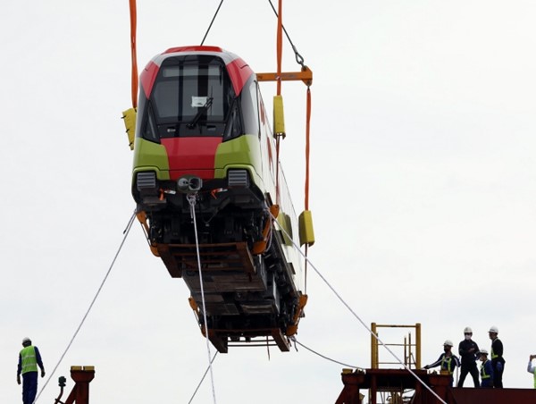 Đón đoàn tàu đầu tiên tuyến đường sắt Nhổn – Ga Hà Nội