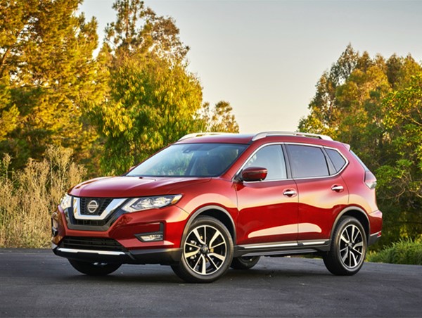 Giá xe ô tô hôm nay 20/10: Nissan X-Trail giảm đến 30 triệu đồng
