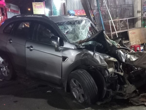 [Ảnh] Vụ tai nạn giao thông kinh hoàng, 6 người thương vong