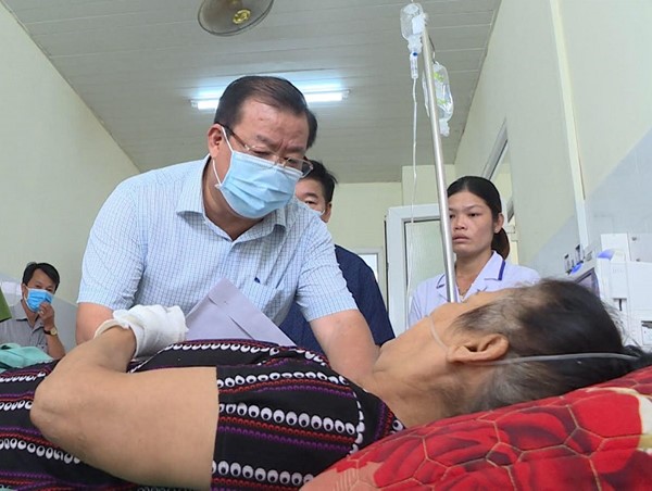 Quảng Ngãi: Thăm gia đình nạn nhân vụ tai nạn giao thông đặc biệt nghiêm trọng