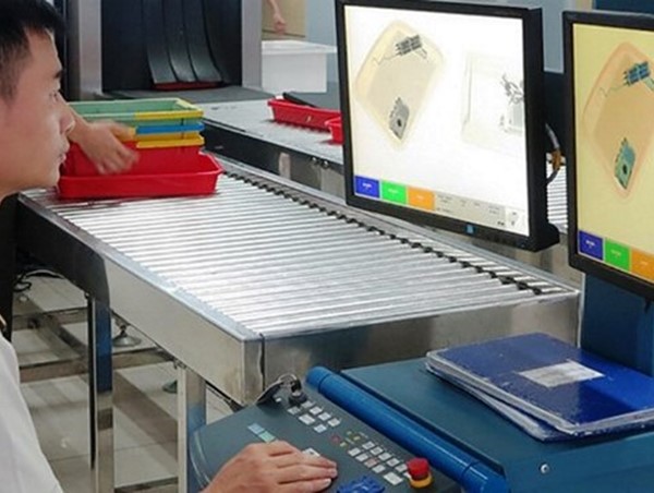 Lần theo dấu vết chuyến bay hành khách “cầm nhầm” đồng hồ hiệu của người khác