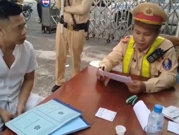 Hà Nội: Phát hiện 13 tài xế dương tính với ma túy bị tại cao tốc Hà Nội - Lào Cai