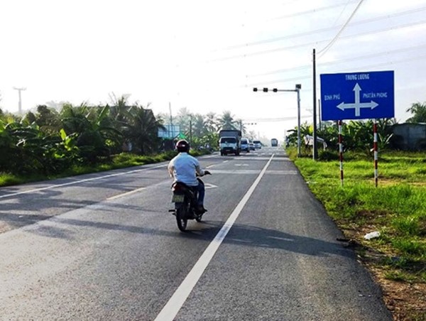 Bắt đầu phân luồng giao thông để xây trạm BOT tuyến tránh Cai Lậy