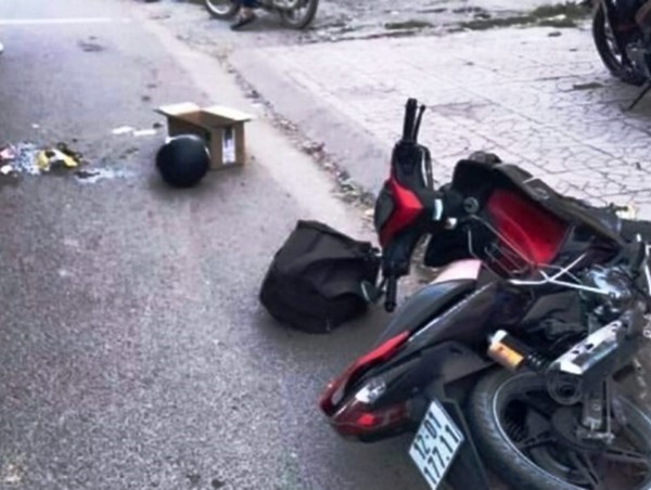 Tai nạn giao thông mới nhất hôm nay 7/11: Sản phụ tử vong dưới gầm xe tải, bé trai 36 tuần tuổi sống sót thần kỳ