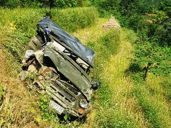 Danh tính nạn nhân vụ ô tô lao xuống vực ở Hà Giang