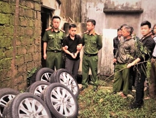 Nghệ An: Khởi tố đối tượng thực hiện hàng loạt vụ trộm bánh xe ô tô trong đêm