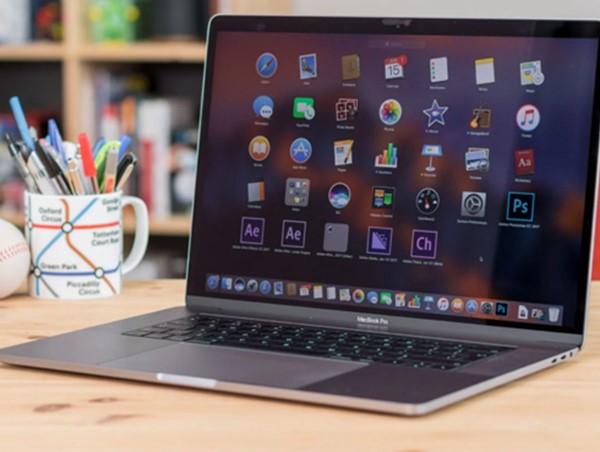 Cấm sử dụng Macbook Pro 15 inch trên máy bay