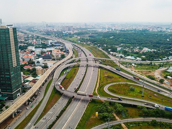 Tách Luật Giao thông đường bộ thành 2 Luật: Lo cắt khúc, chồng chéo