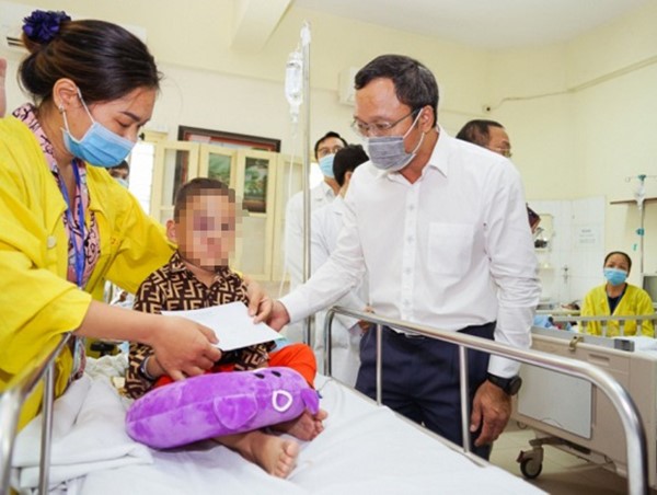 Đằng sau những vụ tai nạn giao thông: Không chỉ là nỗi đau mất mát