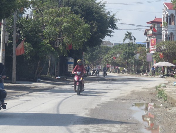 Dự án nâng cấp, mở rộng Tỉnh lộ 428 đoạn qua huyện Ứng Hòa: Gỡ vướng để thúc tiến độ