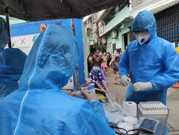 Vietnam Airlines và chính quyền địa phương có trách nhiệm trong vụ lây nhiễm dịch Covid-19