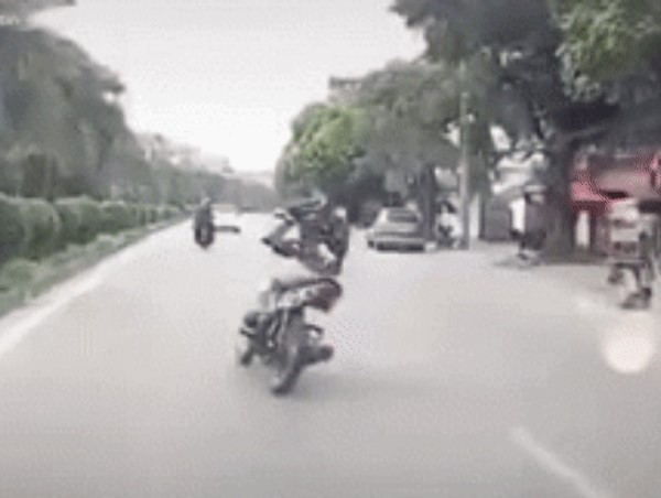 Đừng vì nhanh một phút mà chậm cả đời