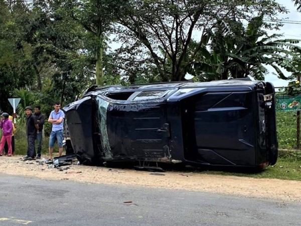 Tai nạn giao thông mới nhất hôm nay ngày 7/12: Va chạm với xe ô tô, 2 thanh niên đi xe máy tử vong