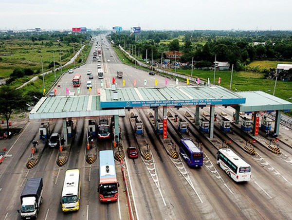 Xét xử ông Đinh La Thăng và 19 đồng phạm: Nhóm bị cáo Bộ GTVT sai phạm gì?