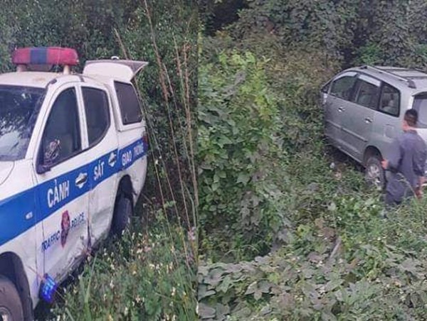 Uống rượu dẫn đến buồn ngủ, tài xế điều khiển ô tô tông vào xe công vụ