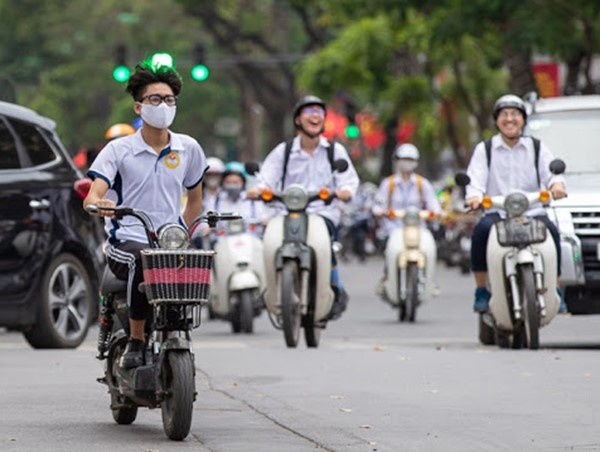 Người điều khiển xe máy có dung tích xy lanh dưới 50 cm3 sẽ phải có bằng lái