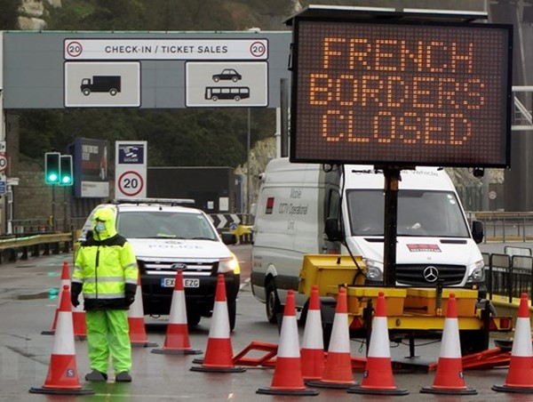 Tuyến vận tải hàng đầu châu Âu bị tê liệt do SARS-CoV-2 biến thể mới