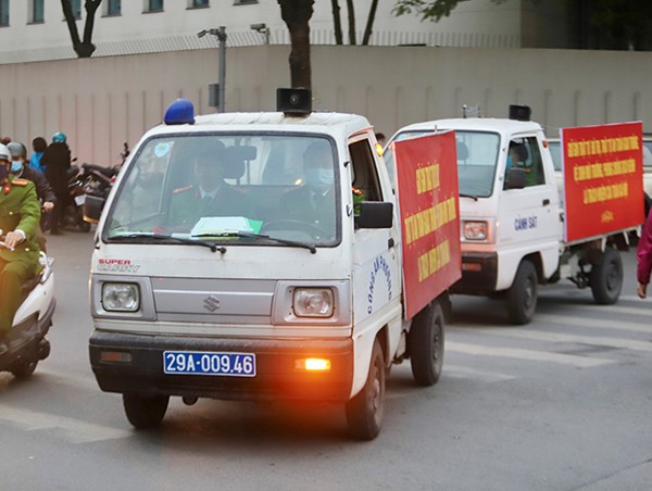 Quận Ba Đình ra quân cao điểm đảm bảo trật tự an toàn giao thông, trật tự đô thị dịp Tết 2021