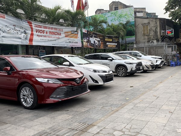 Vật liệu lát vỉa hè xuống cấp: Bộc lộ nhiều bất cập