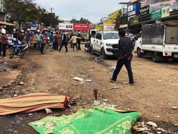 Tai nạn giao thông mới nhất hôm nay 30/12: “Xe điên” húc bay nhiều ô tô, xe máy khiến 2 người tử vong tại chỗ