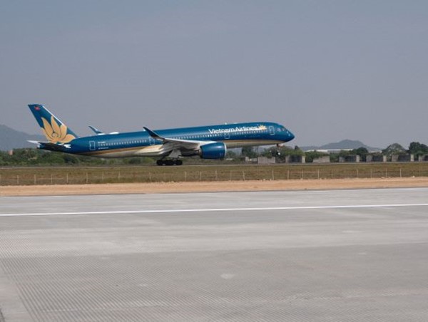 Đường băng 1B sân bay Nội Bài chính thức được đưa vào khai thác