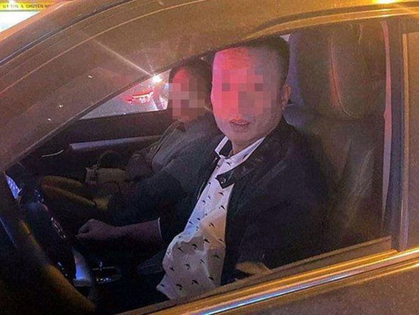 Hà Nội: Truy tìm lái xe bán tải đánh người ở ngã tư Nguyễn Trãi - Khuất Duy Tiến