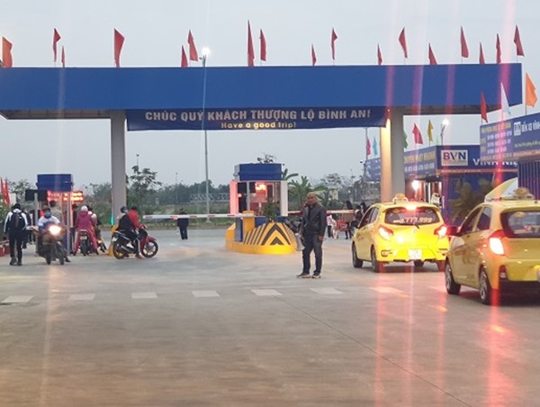 Lượng khách tại các bến xe tuyến Hải Phòng - Hà Nội tăng 150% vào ngày nghỉ lễ