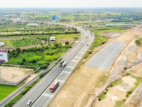 Cao tốc Trung Lương - Mỹ Thuận: Giấc mơ 10 năm thành hiện thực