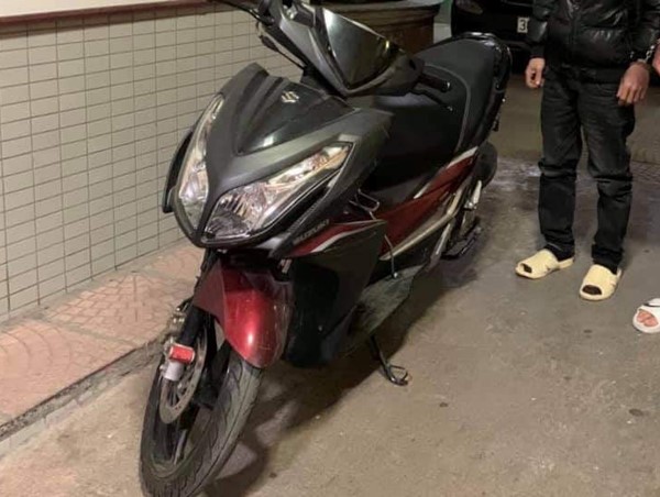 Hà Nội: Rủ nhau đi ăn đêm, 2 đối tượng “tiện thể” trộm cắp xe máy