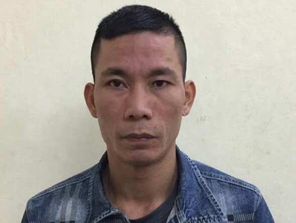 Hà Nội: Khởi tố tài xế taxi dùng tuýp sắt đánh, đe doạ cướp 6 triệu của khách