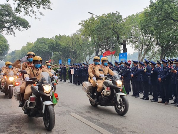 Lễ phát động ra quân Năm An toàn giao thông 2021