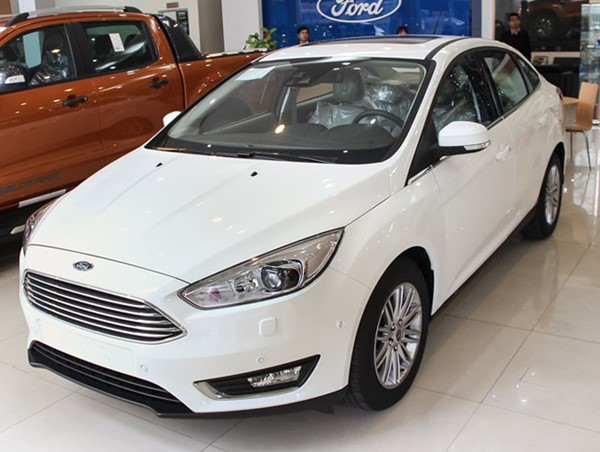 Giá xe ô tô hôm nay 8/1: Ford Focus dao động từ 626 - 770 triệu đồng