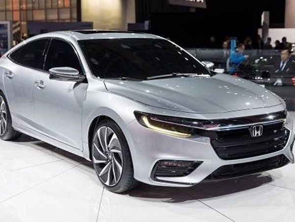 Giá xe ô tô hôm nay 9/1: Honda Civic dao động từ 729 - 934 triệu đồng