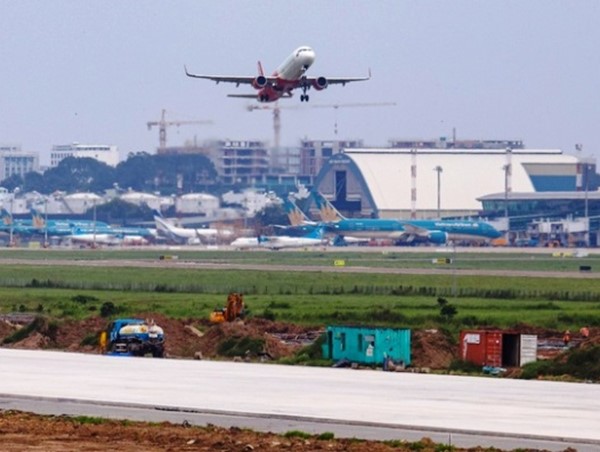 Chính thức đưa 2 đường băng lớn “hòa mạng” hạ tầng hàng không
