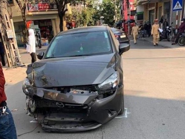 Tai nạn giao thông mới nhất hôm nay 14/1: Va chạm với xe của trưởng phòng kinh tế huyện, thanh niên 19 tuổi tử vong