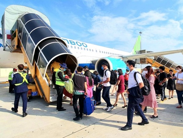 Vận tải hành khách dịp Tết sẽ kém sôi động