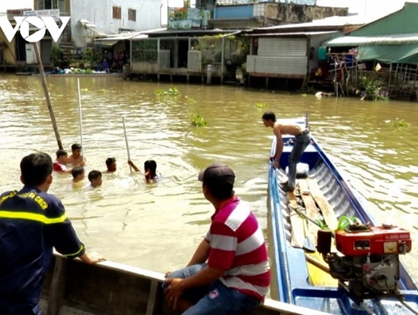 Chìm ghe sông Ba Láng làm 1 người chết