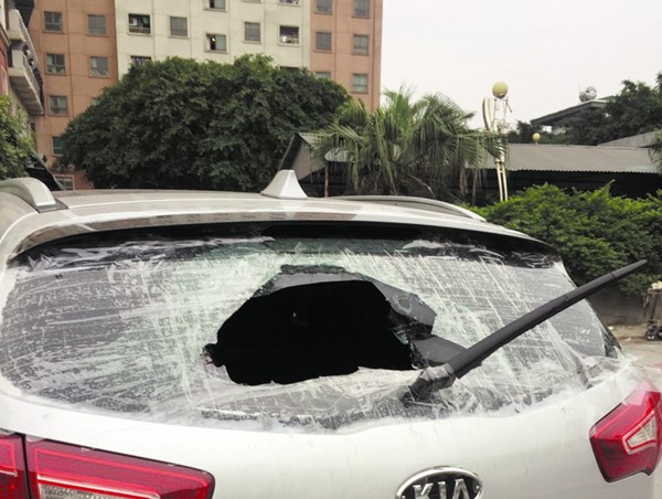 Tình trạng đập phá phương tiện tại các khu đô thị: Cần xử lý nghiêm