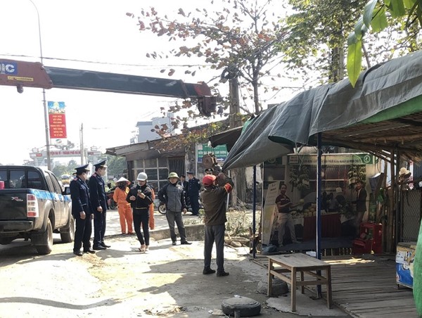 Ba Vì giải tỏa nhiều điểm nóng giao thông 