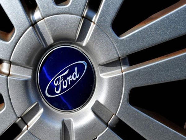 Ford phải thu hồi 3 triệu xe do lỗi túi khí Takata