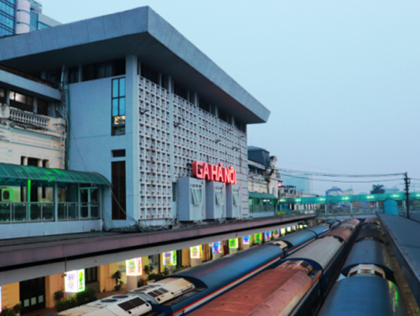 Đường sắt dừng chạy đôi tàu Hà Nội – Lào Cai vì Covid-19 bùng phát trở lại