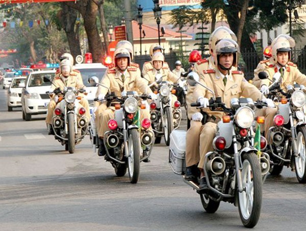 Bảo đảm trật tự an toàn giao thông gắn với phòng, chống dịch Covid-19 dịp Tết