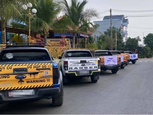 Xe Ford chảy dầu: Hàng loạt đơn khiếu nại tập thể gửi về Cục Cạnh tranh và Bảo vệ người tiêu dùng