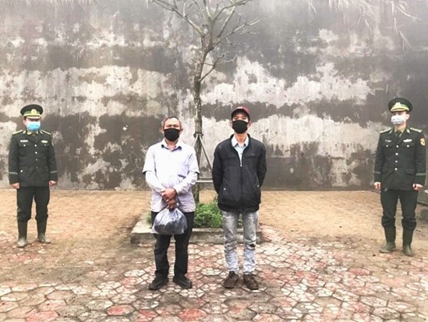 Thuê người dẫn đường băng rừng nhập cảnh để trốn cách ly