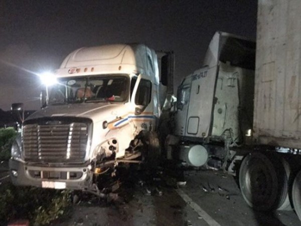 Tai nạn liên hoàn, tuyến tránh Quốc lộ 1A qua Hà Tĩnh ùn tắc nhiều km