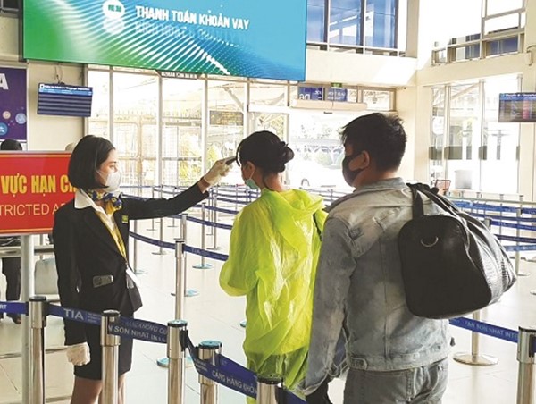 Phòng, chống dịch Covid-19 trong vận tải hàng không: Không thể lơ là  