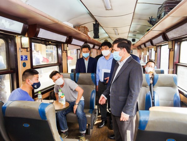 Hà Nội: Nhà ga, bến xe thực hiện tốt quy định phòng, chống dịch trong cao điểm Tết