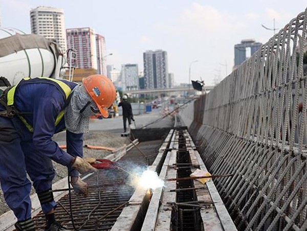 Không để tâm lý nghỉ Tết Nguyên đán ảnh hưởng tiến độ, chất lượng dự án giao thông
