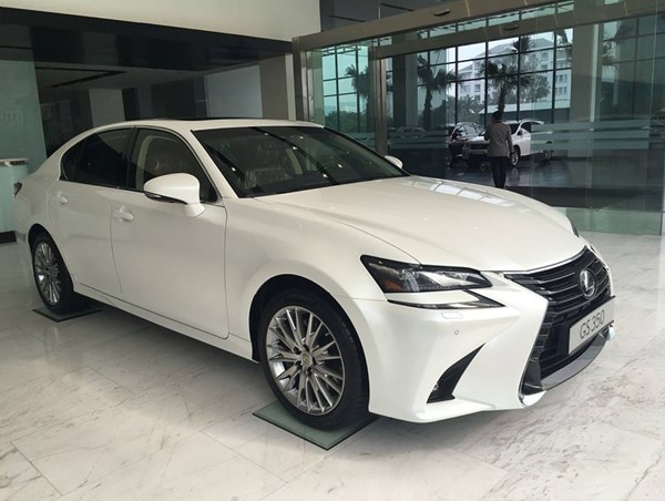 Giá xe ô tô Lexus tháng 2/2021: Thấp nhất 2,54 tỷ đồng